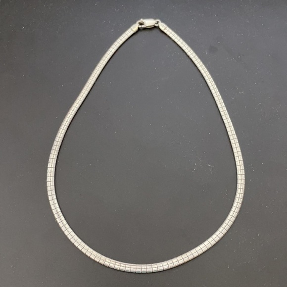 Sterling Silver Omega Link Necklace 16” Made in Italy 925 - Picture 5 of 7